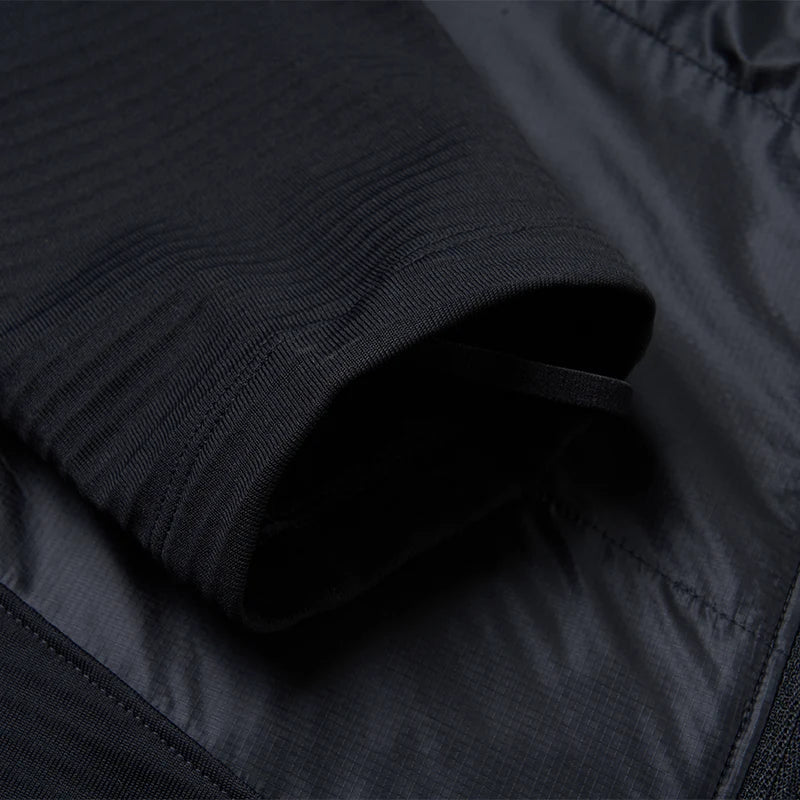 Color_Deep Black