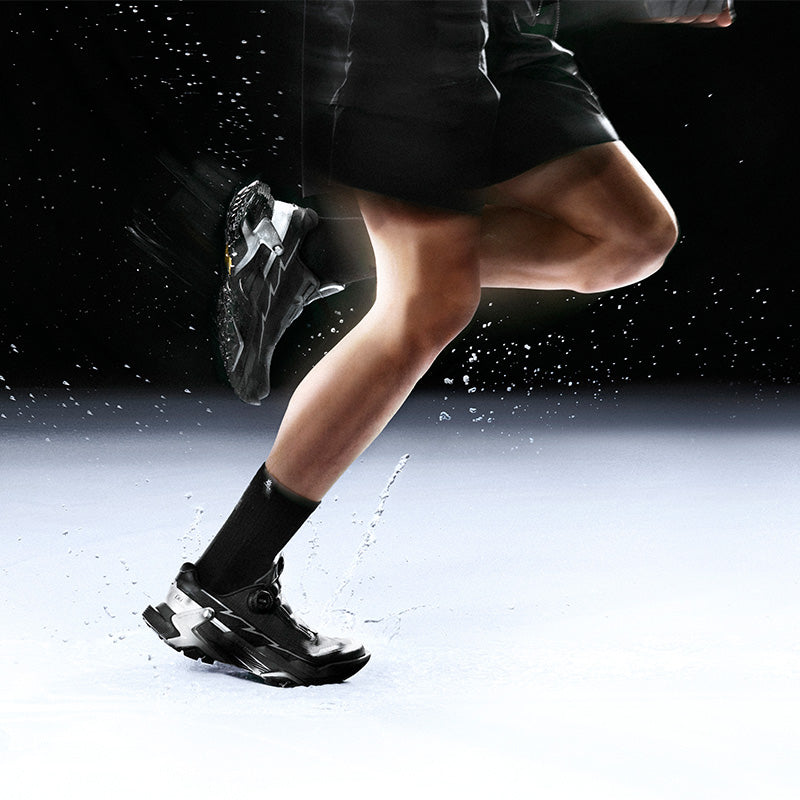 Color_Black Solitude